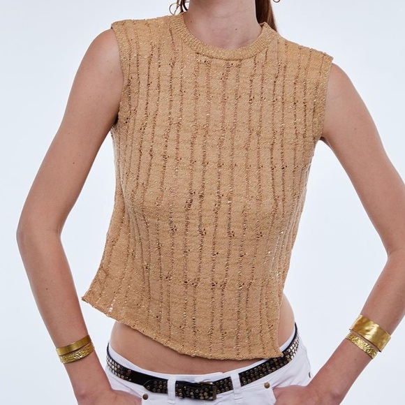 Gold Lurex Opening Vest - Picture 2 of 4